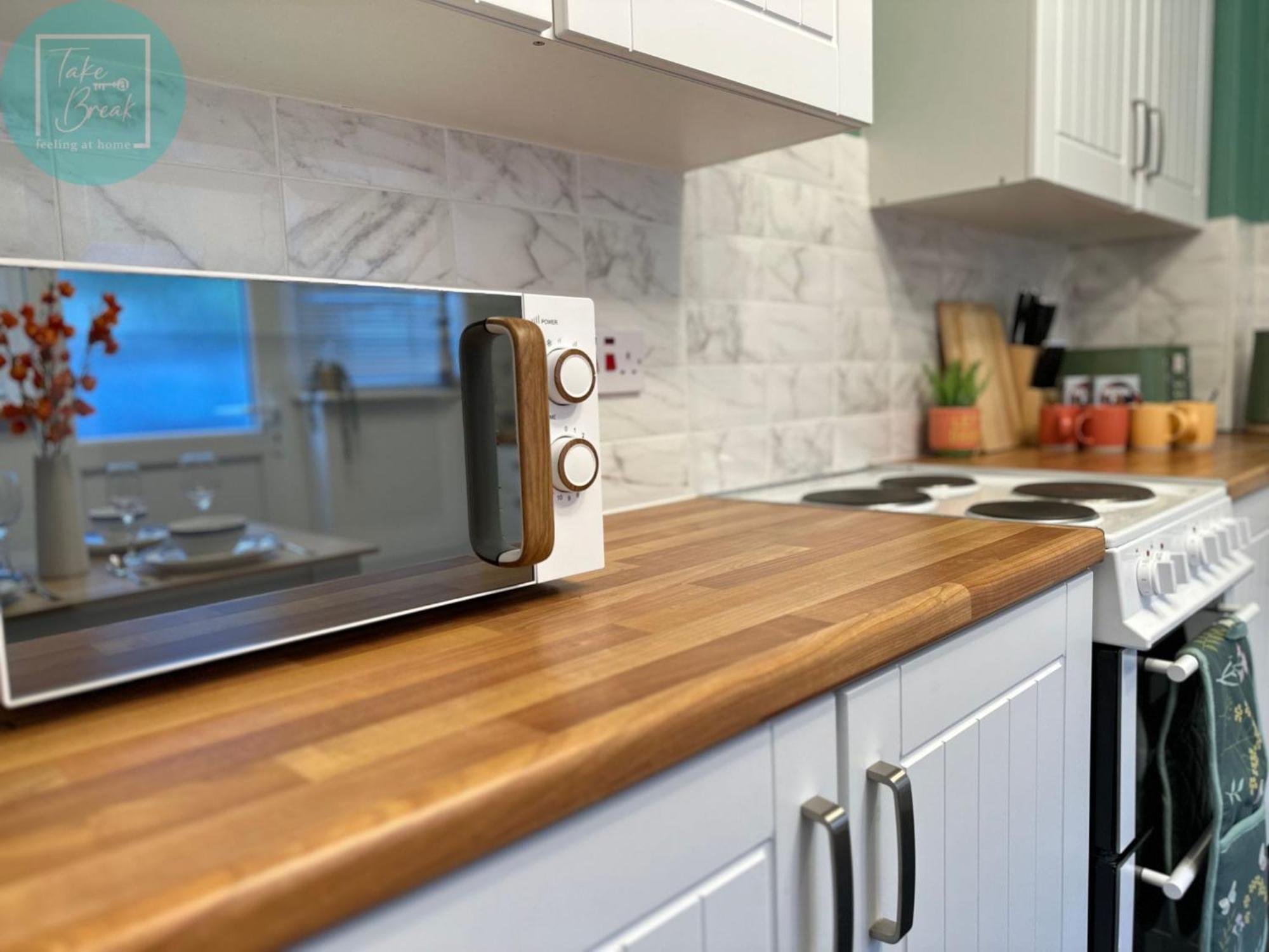 Chic 2br Swinton Gem For Families & Couples Trafford Centre Nearby * Манчестер
