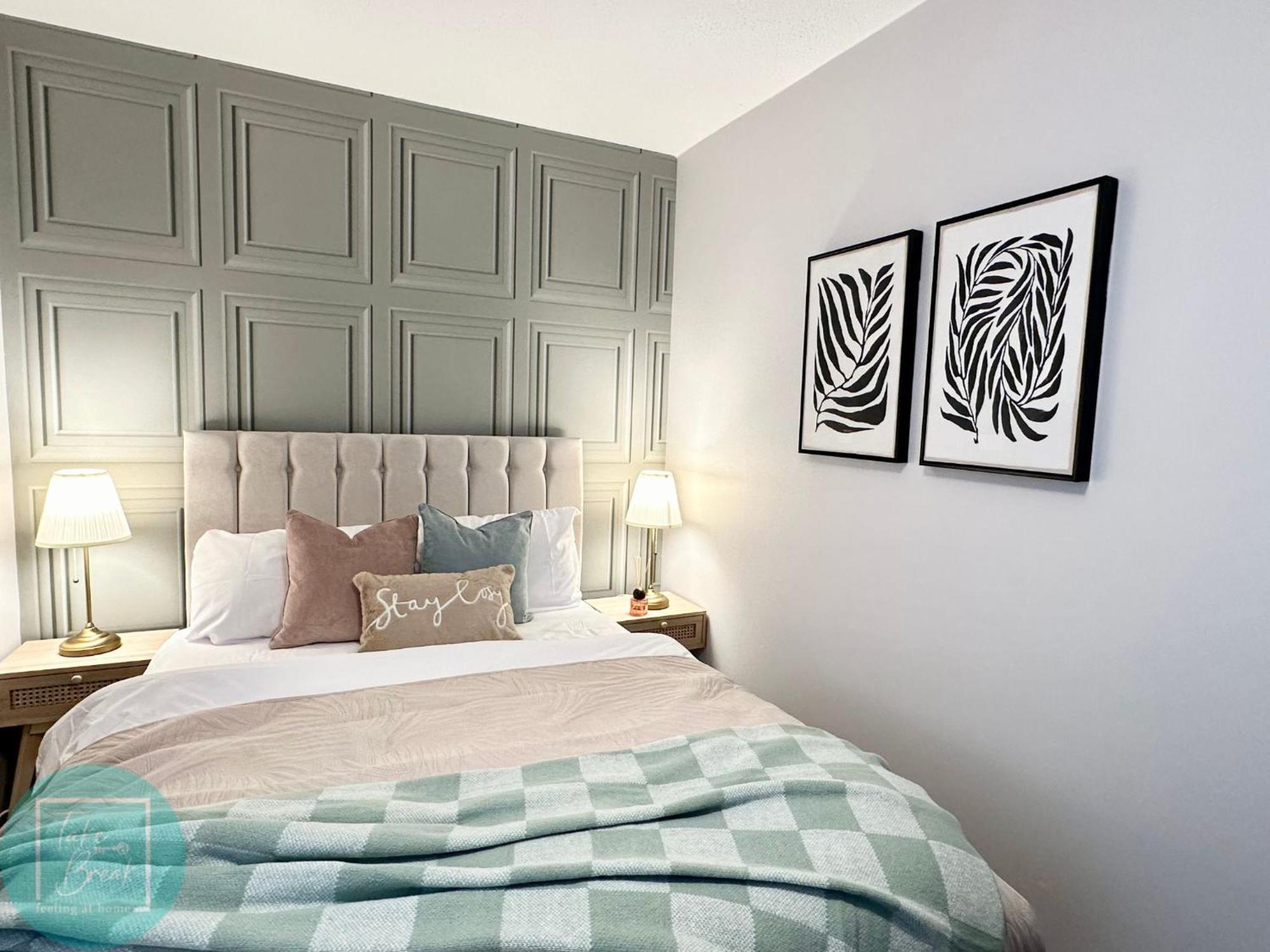 Chic 2br Swinton Gem For Families & Couples Trafford Centre Nearby * Манчестер